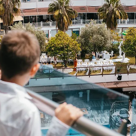 Castival Üdülőközpont 5*