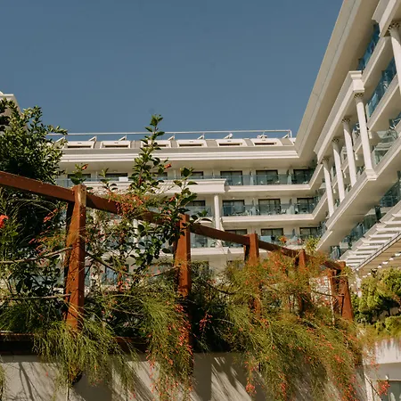 Hotel Castival Side