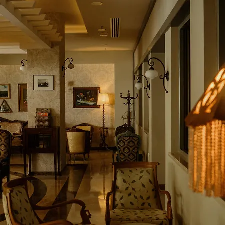 Hotel Castival Side