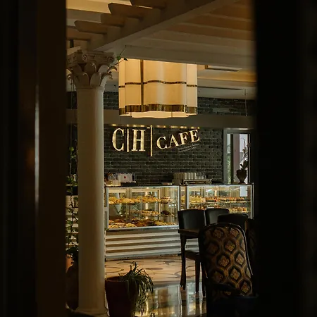 منتجع Castival 5*