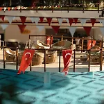 Castival Side